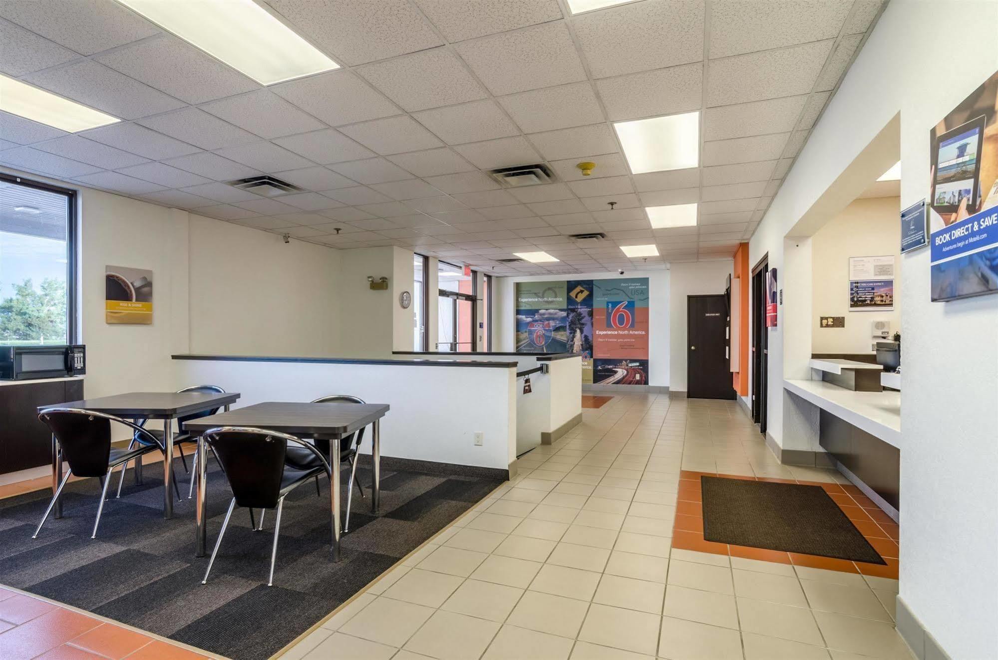 Motel 6-York, Ne מראה חיצוני תמונה